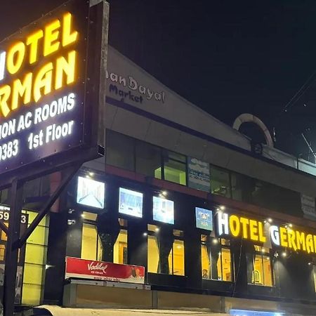 Hotel New German Ahmedabad Eksteriør bilde